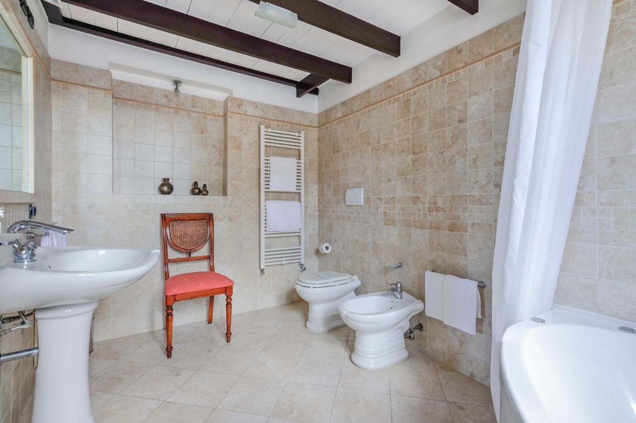 Castriota19 - Jacuzzi Room & Apartment Sit Lecce Ngoại thất bức ảnh